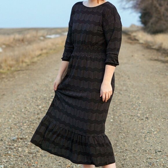 NEW NWT Tags LuLaRoe Evelyn Smocked Waist Maxi Dress Long Sleeve Black Chevron - Picture 8 of 8